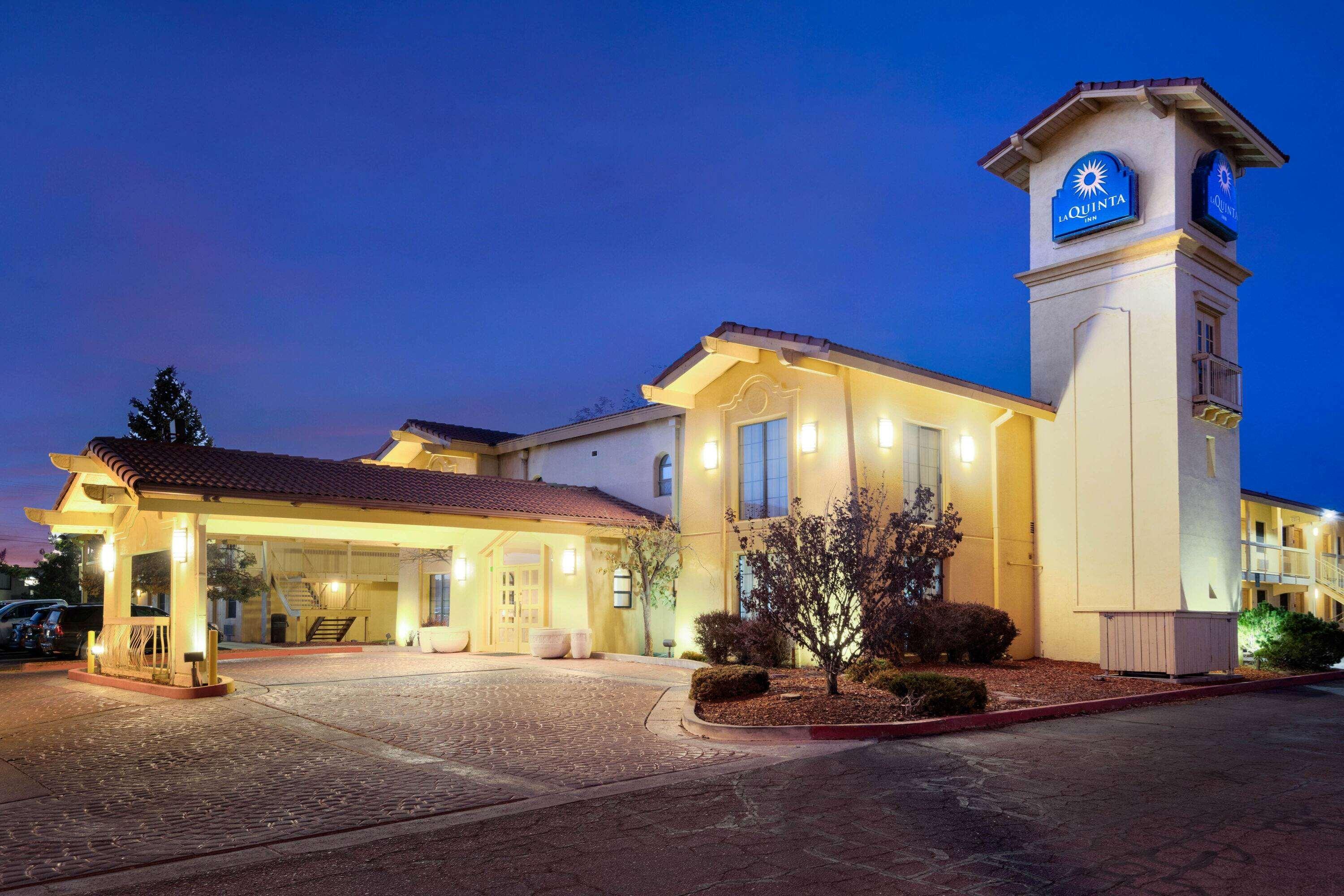 La Quinta Inn By Wyndham Farmington Exteriör bild