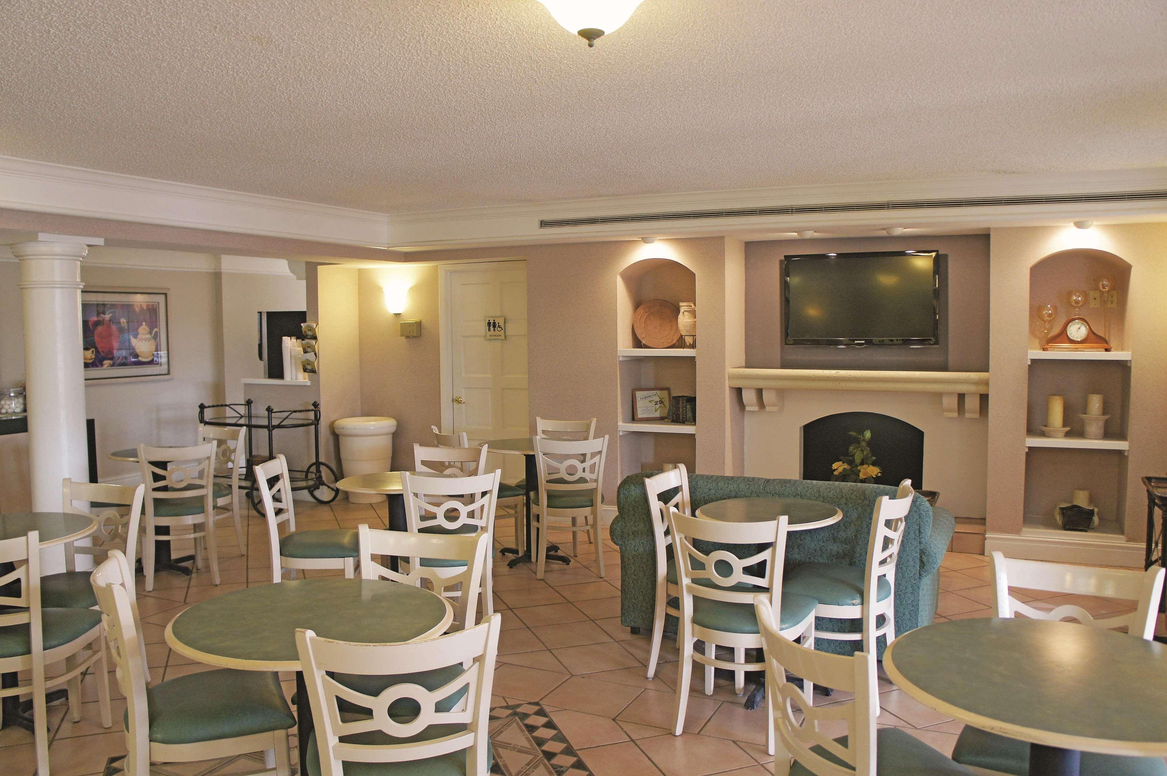 La Quinta Inn By Wyndham Farmington Exteriör bild